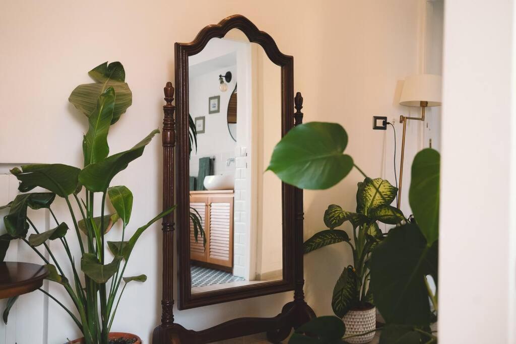 Vaticano/Trastevere Floreal Suite Rom Exteriör bild